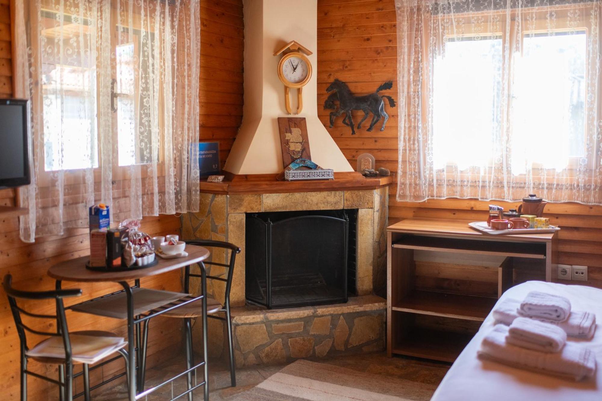 Aliki Guest House آيجيون المظهر الخارجي الصورة